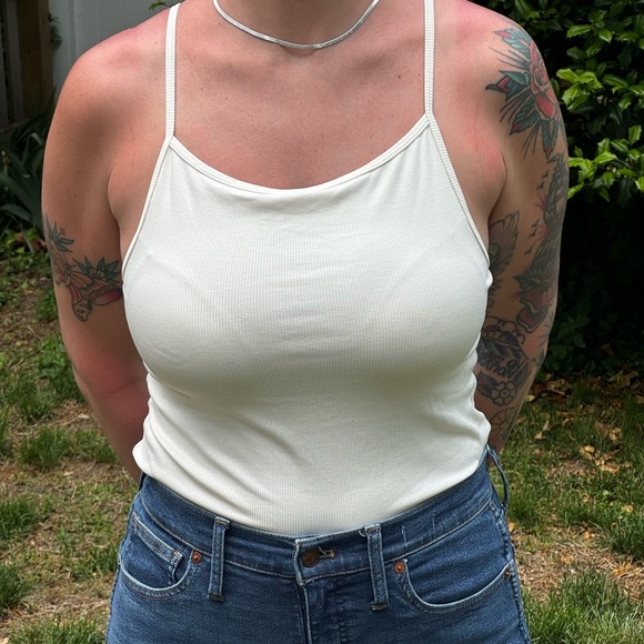 Women's Cream Uniqlo camisole - Picture 1 of 10
